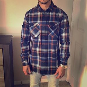 Long sleeve LEVI’S casual button down flannel